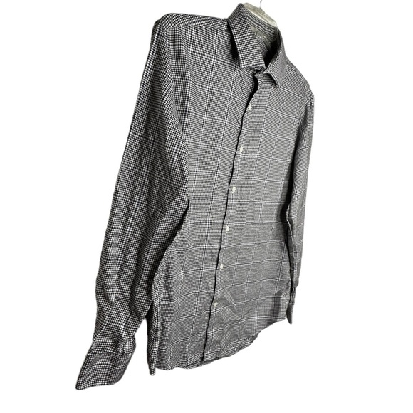 Tommy Hilfiger Dress Shirt - Picture 3 of 7